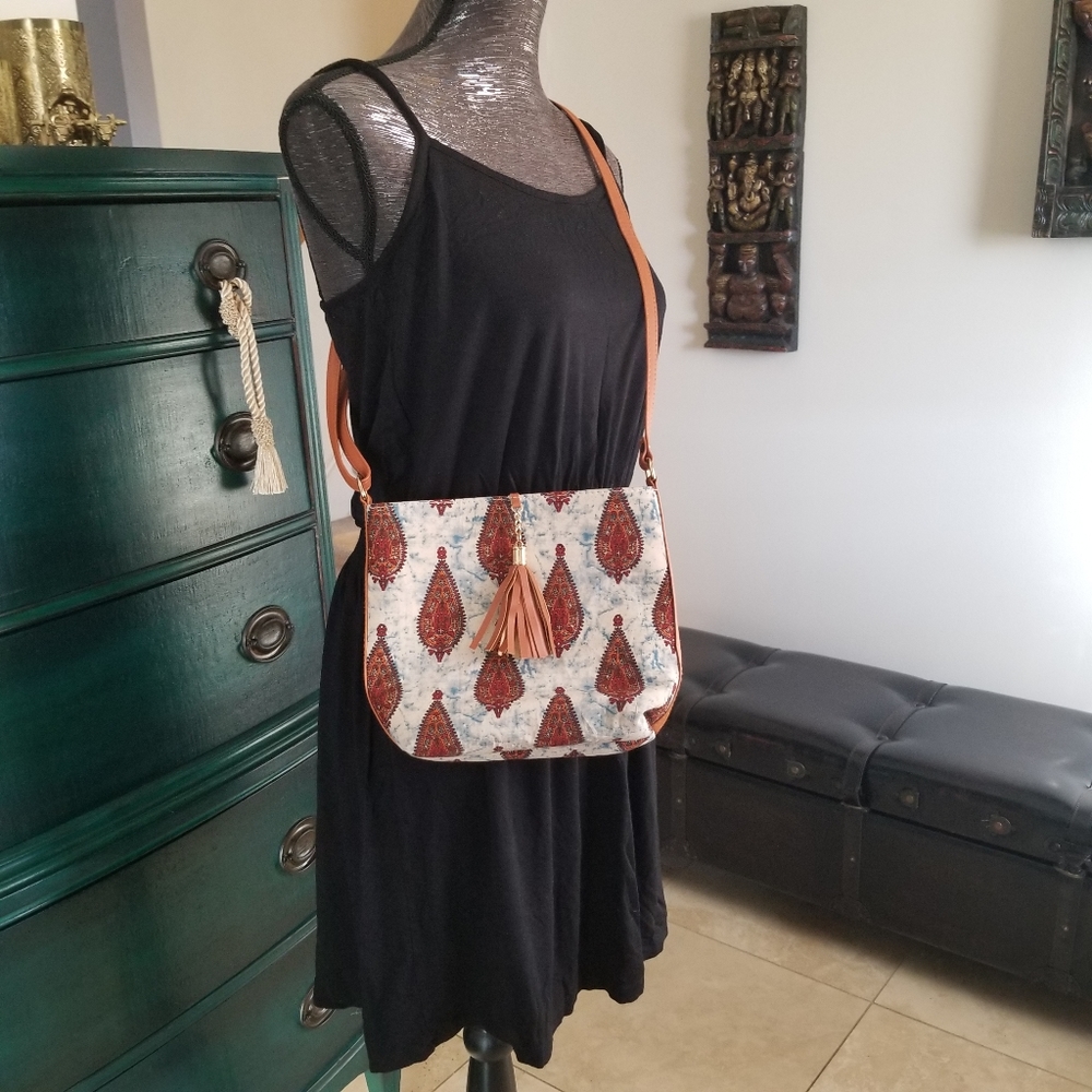 Brand new sling purse